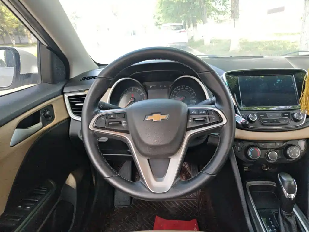 Chevrolet Monza — миниатюра 11