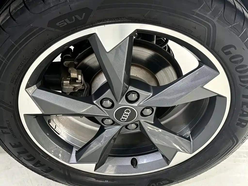 Audi Q3 — миниатюра 7