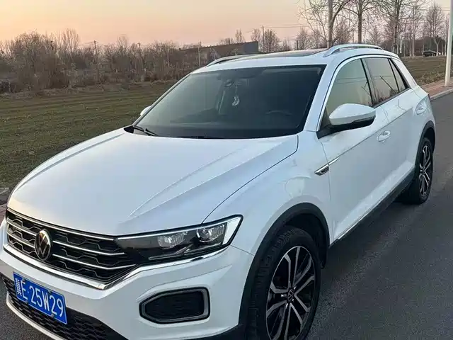 VOLKSWAGEN T ROC EXPLORING SONGS