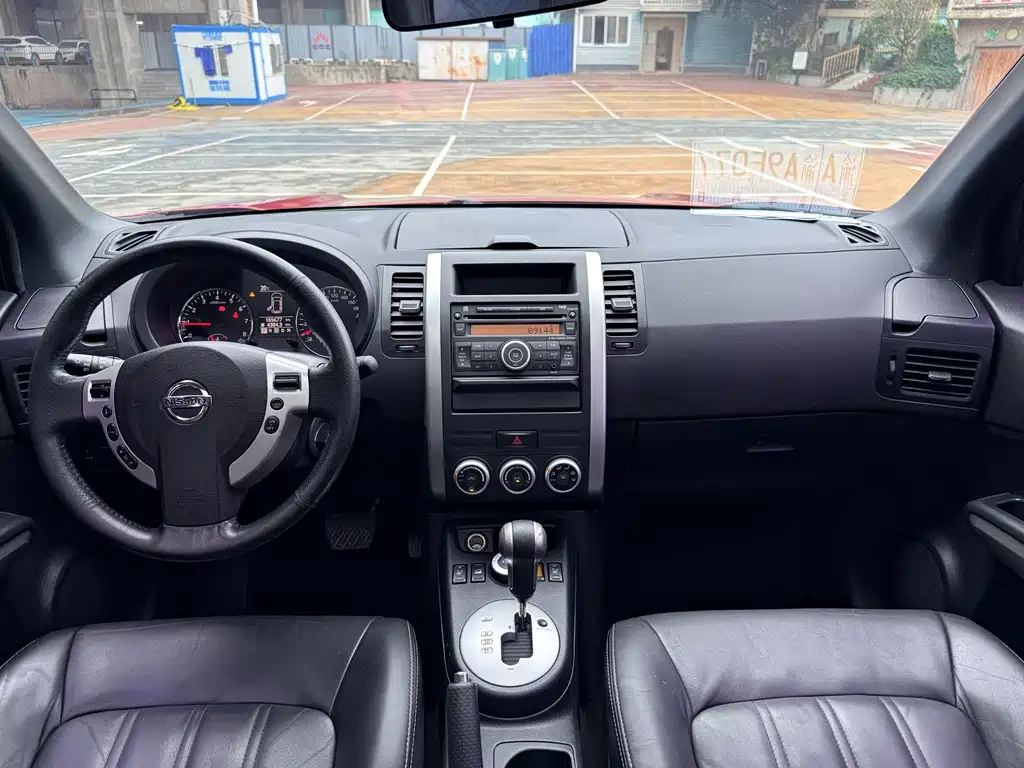 Nissan X-Trail — миниатюра 7