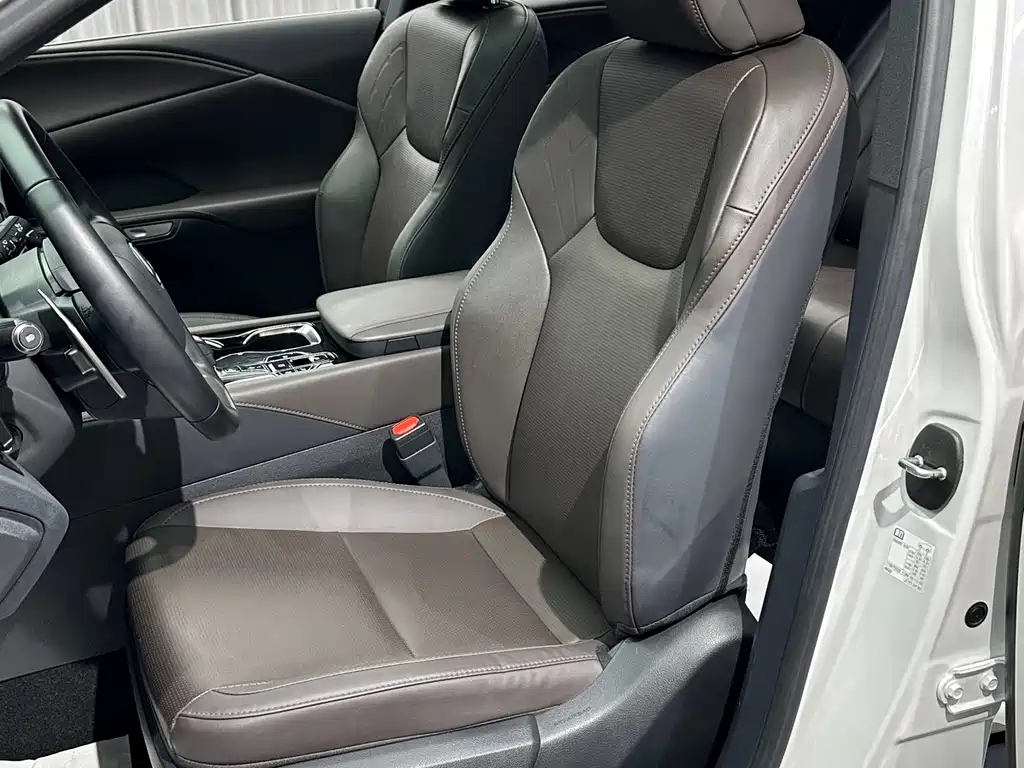 Lexus RX — миниатюра 15