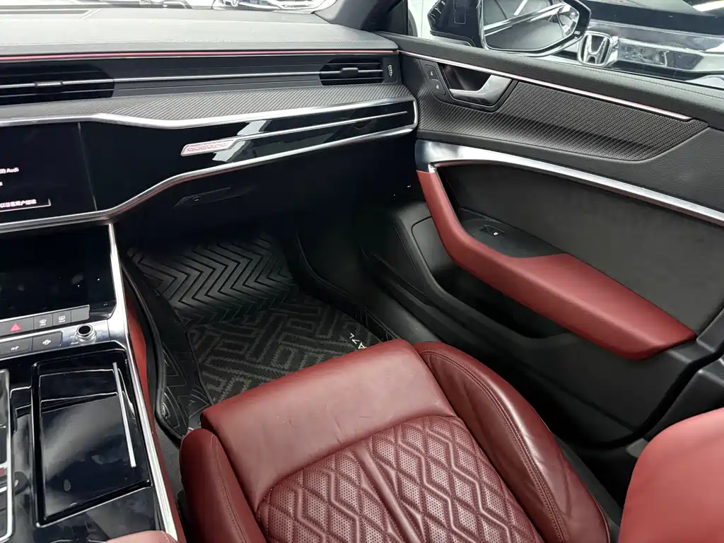 Audi A7L — миниатюра 10