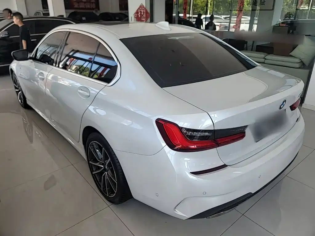 BMW 3 Series — миниатюра 5