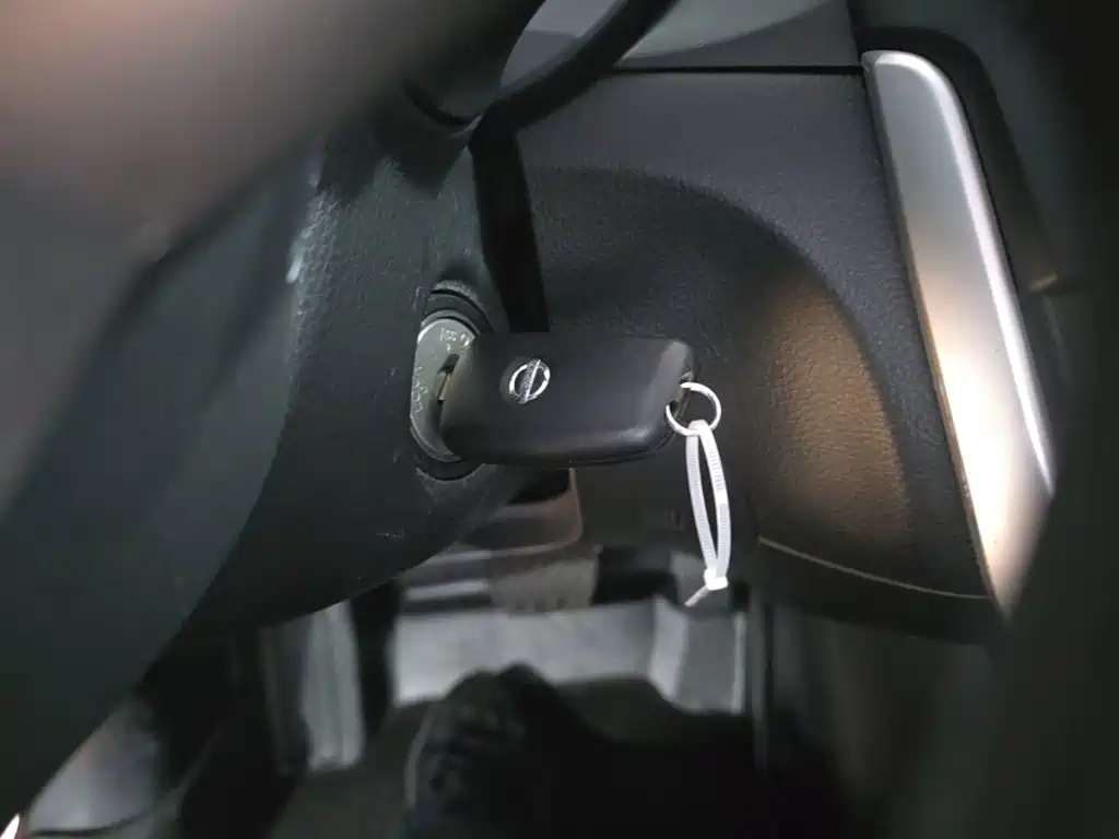 Nissan Tiida — миниатюра 13