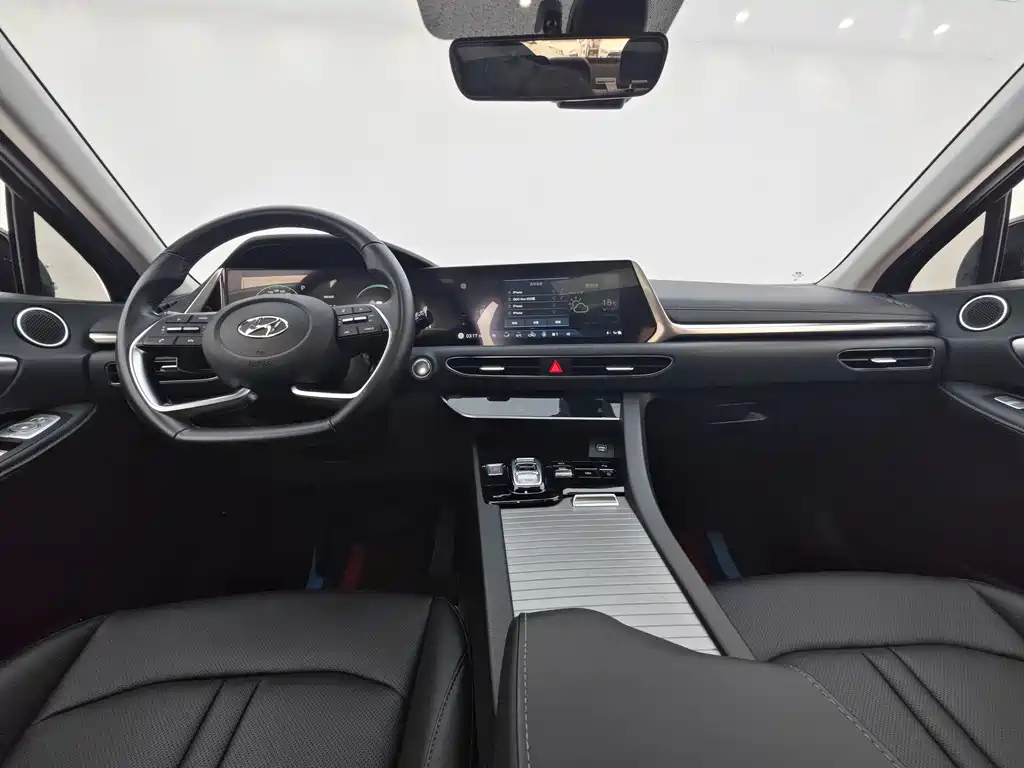 Hyundai Sonata — миниатюра 22