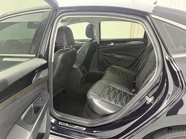 Volkswagen Passat — миниатюра 16