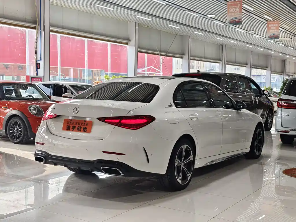 MERCEDES-BENZ C CLASS