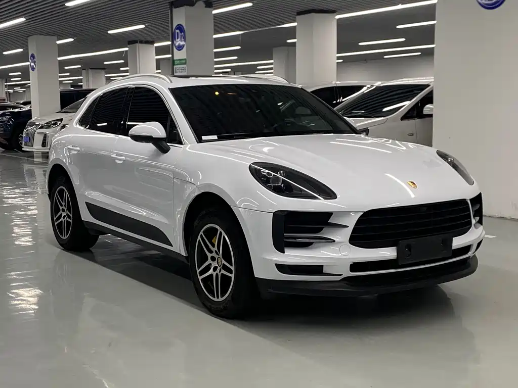 Porsche Macan — миниатюра 3