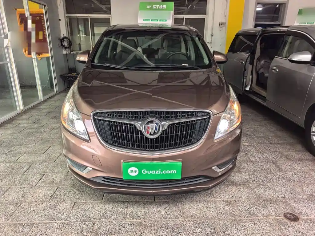 Buick GL8 — миниатюра 5