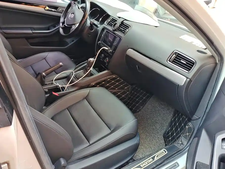 Volkswagen Sagitar — миниатюра 8