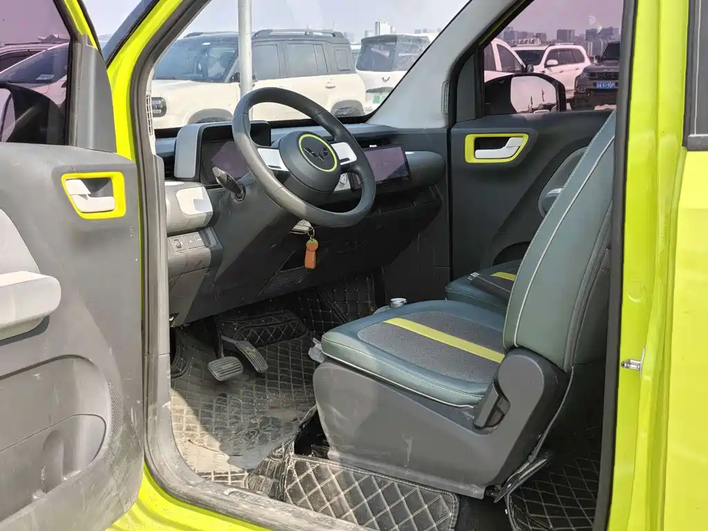 Wuling MINIEV — миниатюра 12