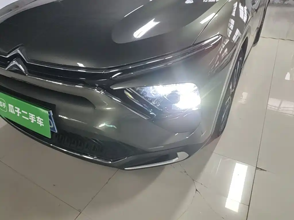 Citroen C5 X — миниатюра 24