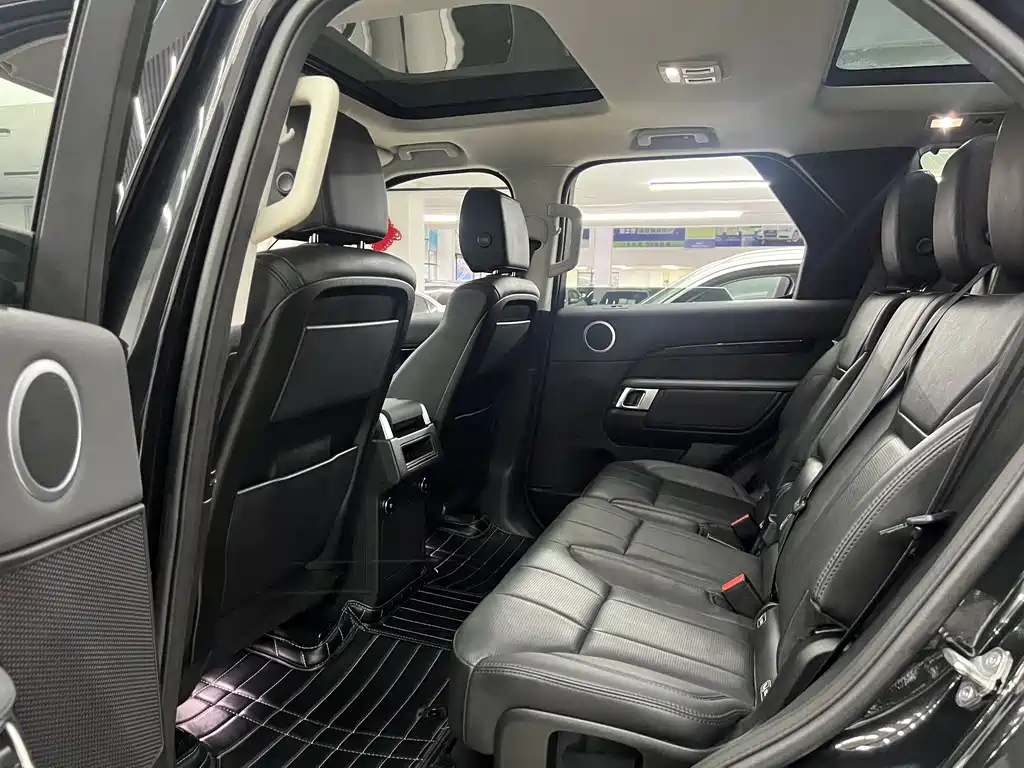 Land Rover Discovery 2018 2.0T SE