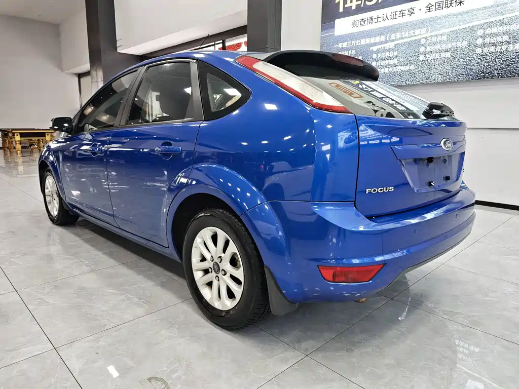 Ford Focus — миниатюра 10