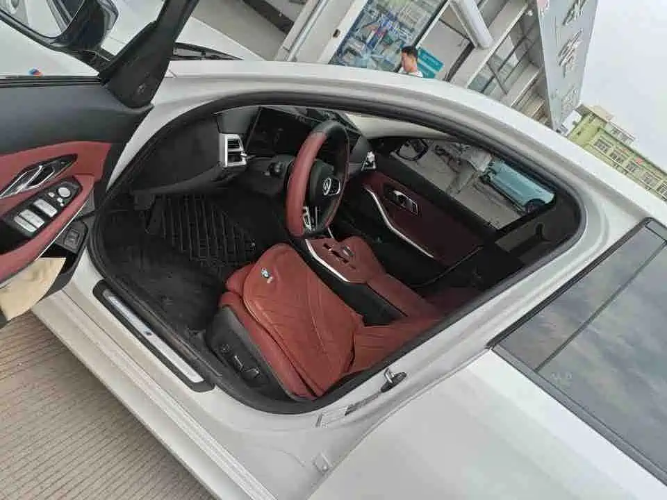 BMW 3 Series — миниатюра 3