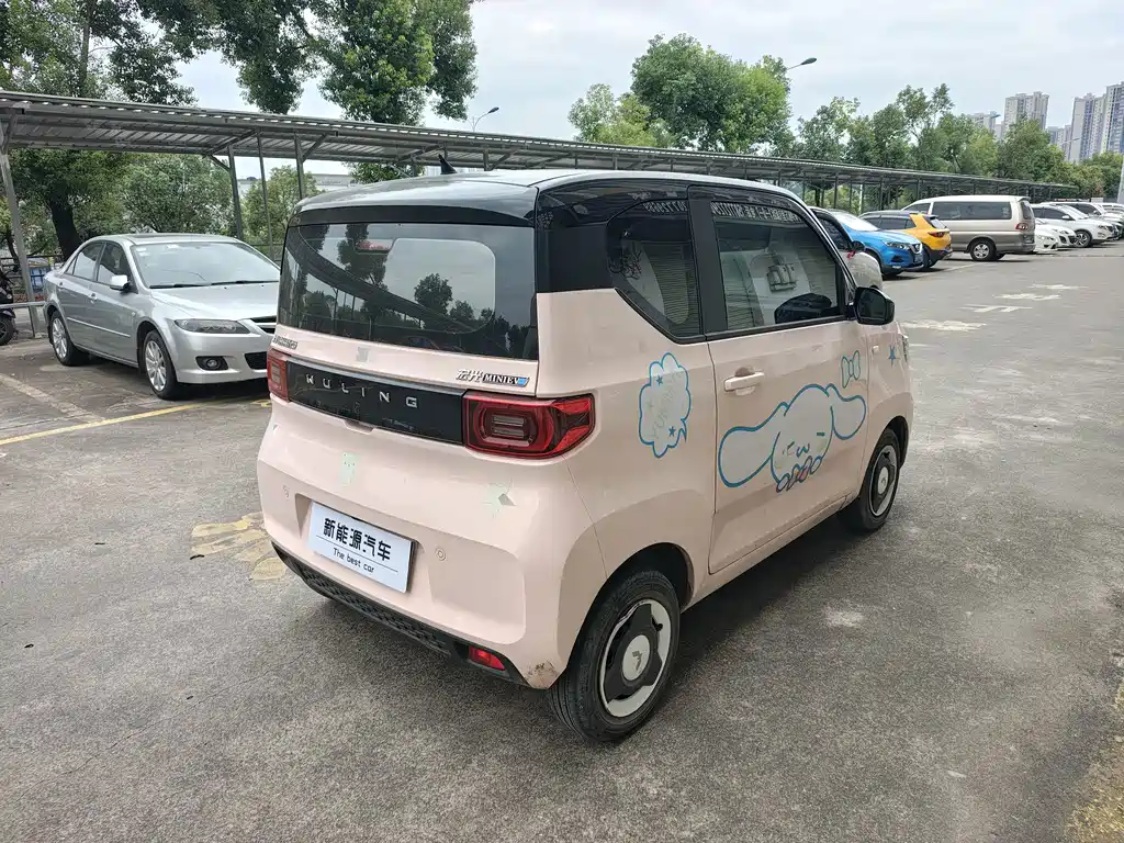 Wuling MINIEV — миниатюра 5