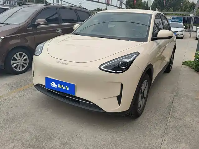 2025 Geely Xingyuan
