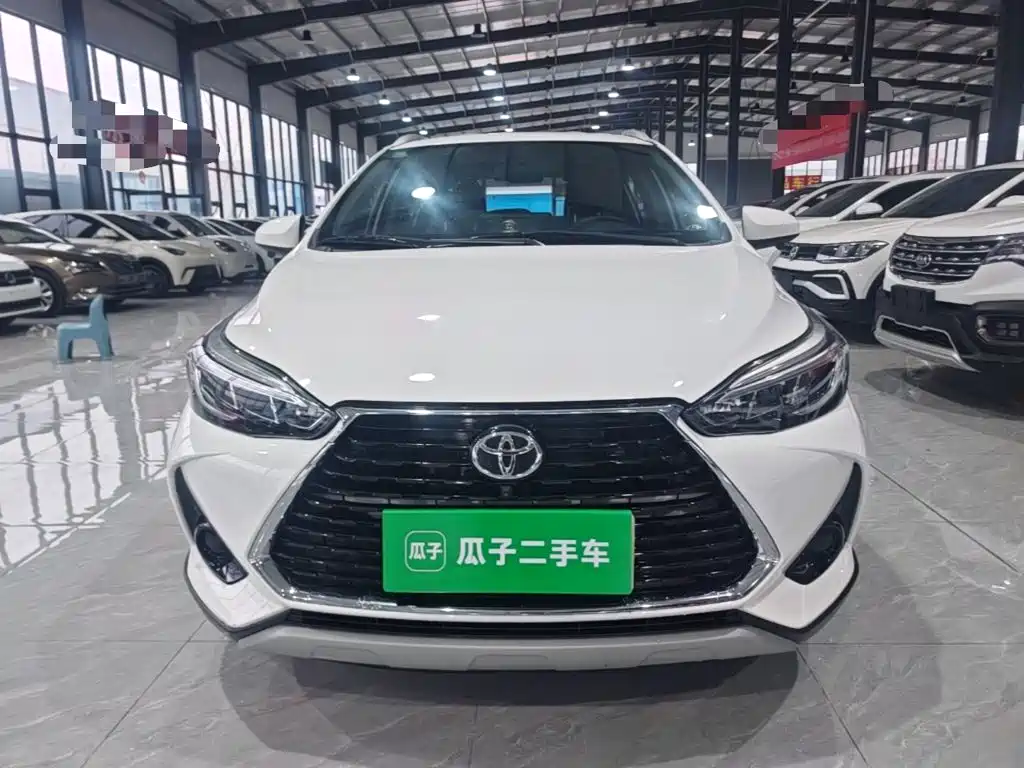 Toyota Yaris L — миниатюра 3