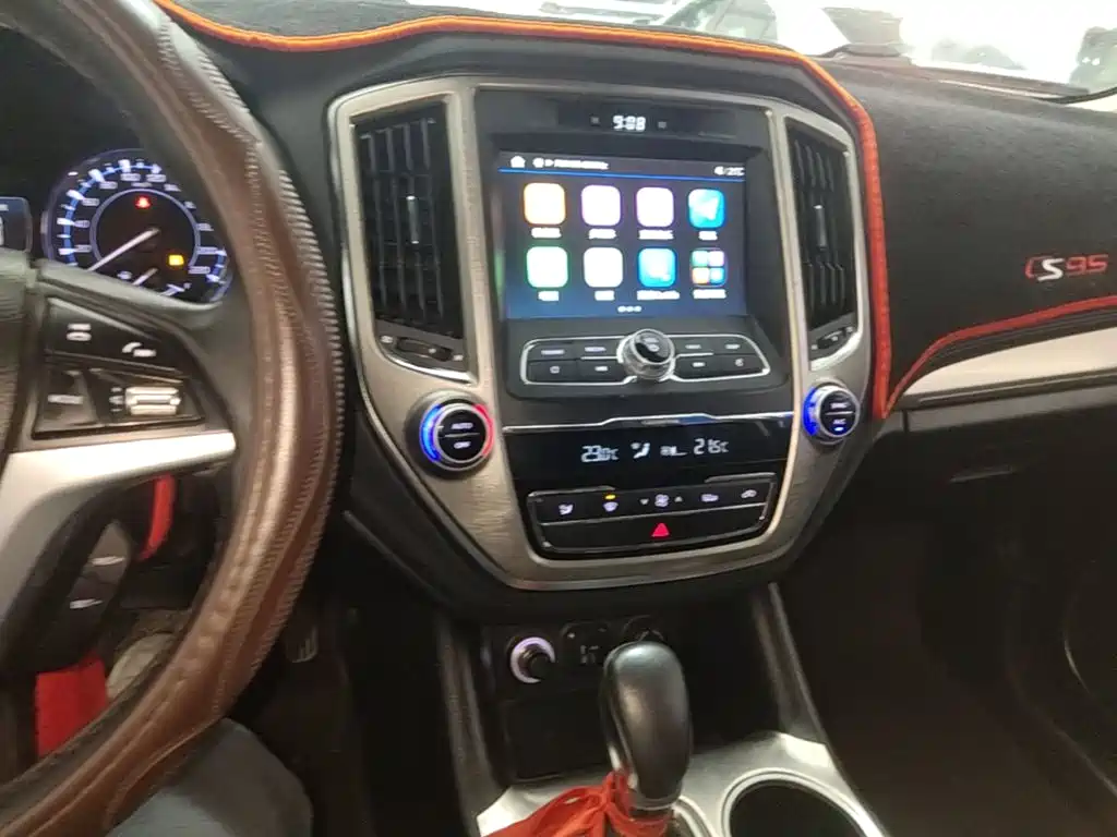 Changan CS95 — миниатюра 13