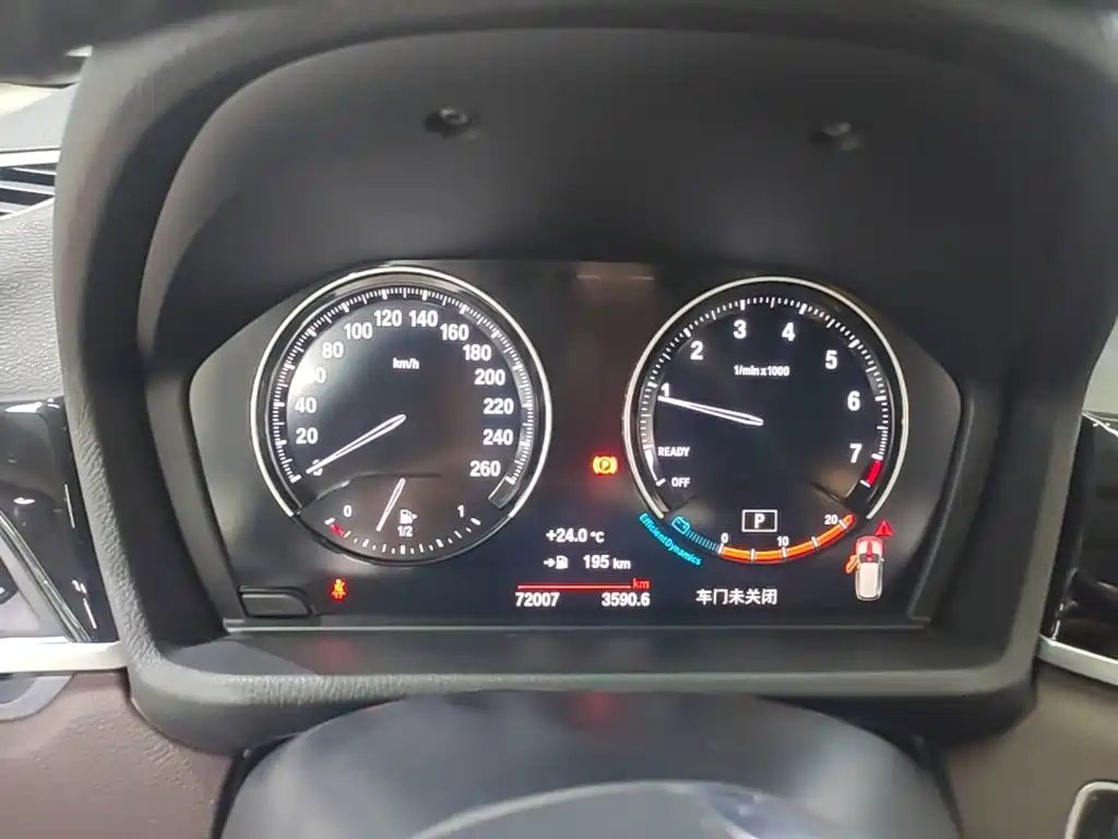 BMW X1 — миниатюра 12