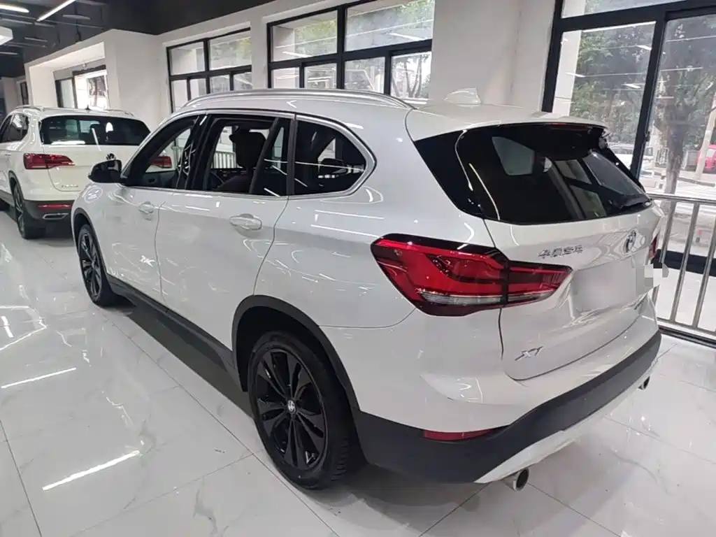 BMW X1 — миниатюра 5