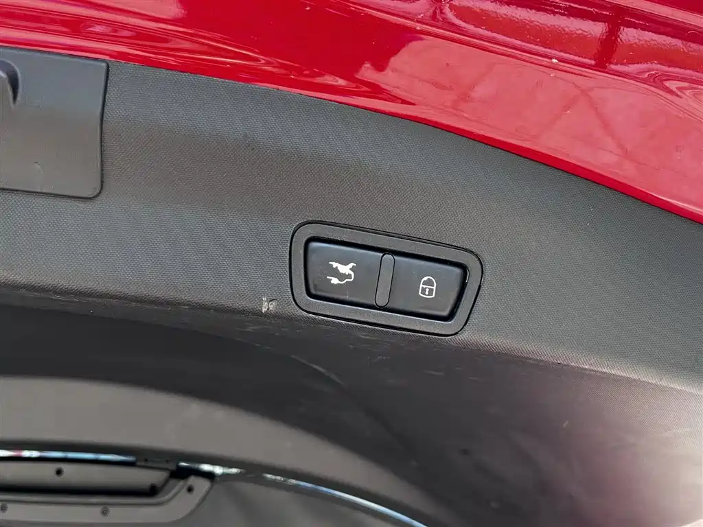 Alfa Romeo Stelvio — миниатюра 17