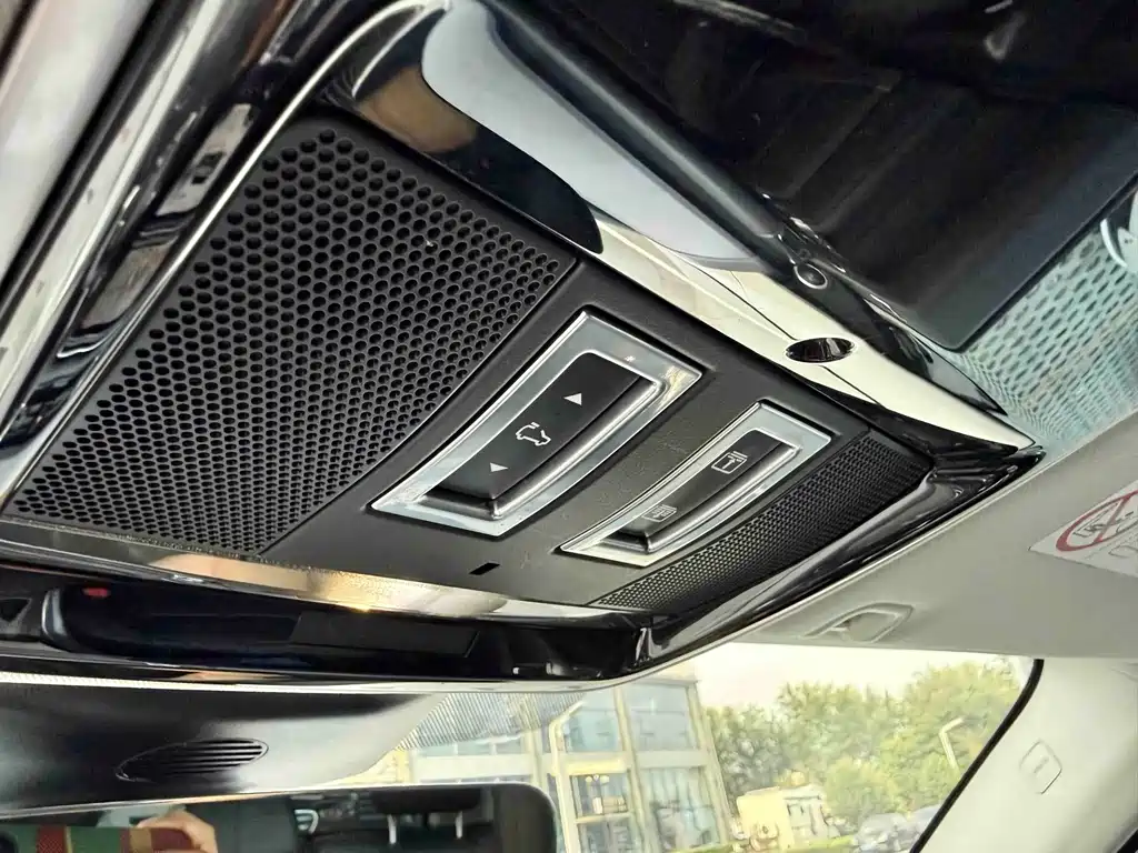 Land Rover Sport — миниатюра 21