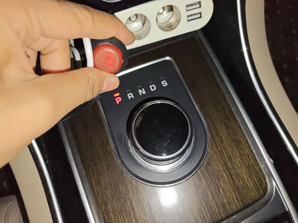 Jaguar XFL — миниатюра 14