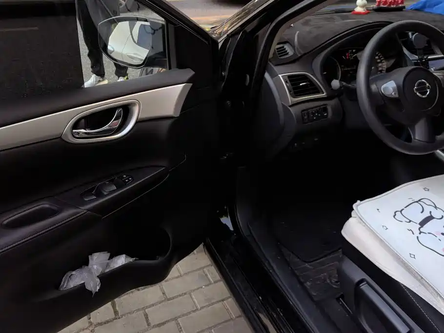 Nissan Sylphy — миниатюра 7