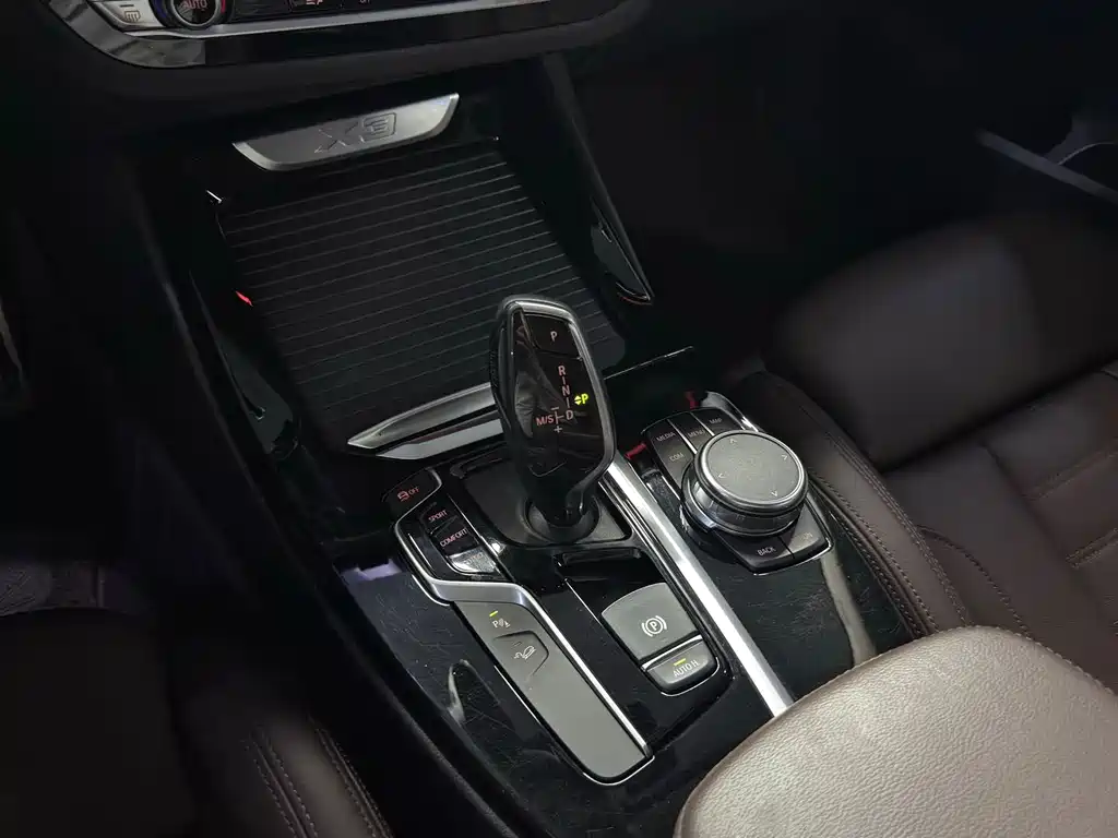 BMW X3 — миниатюра 19