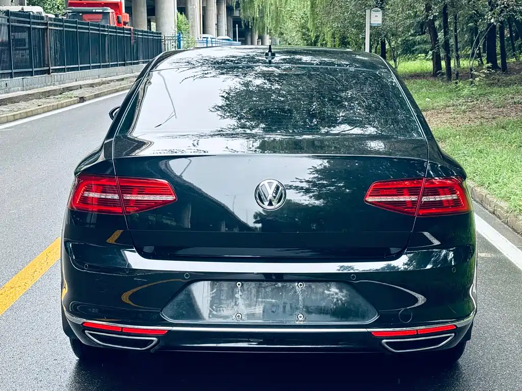 Volkswagen Magotan — миниатюра 4