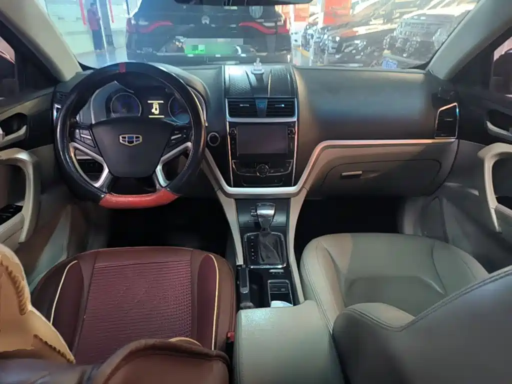 Geely Emgrand — миниатюра 10