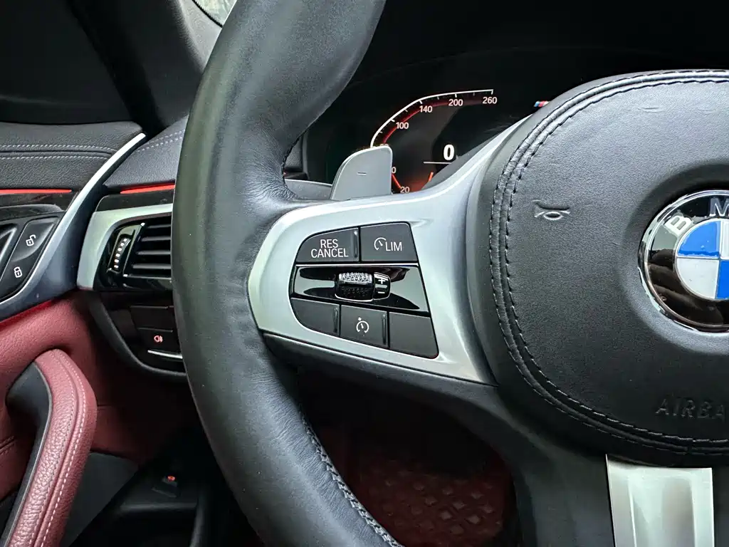 BMW 5 Series — миниатюра 23