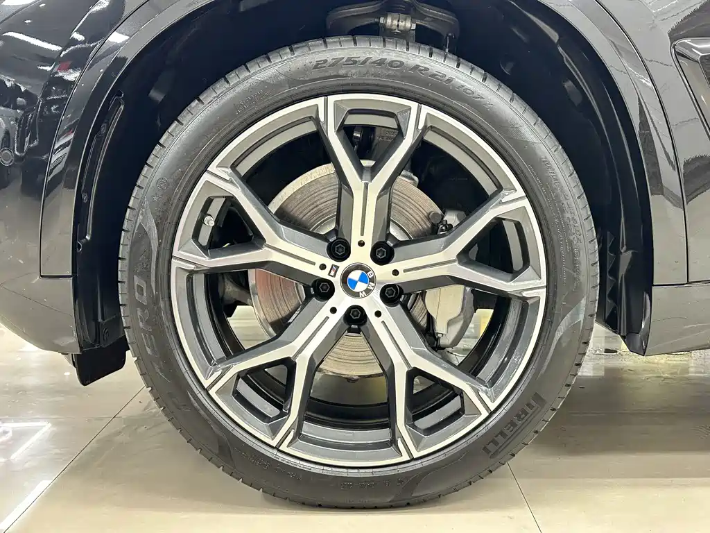 BMW X5 — миниатюра 26