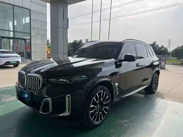 BMW  X5 2024