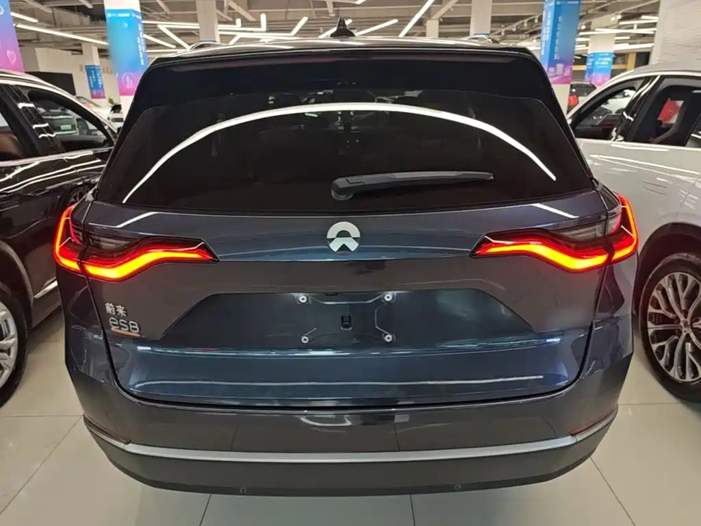 NIO ES8 — миниатюра 6