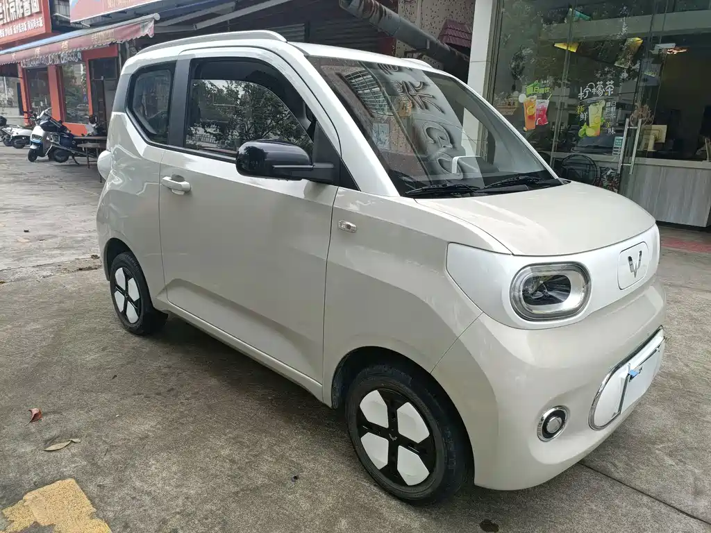 Wuling MINIEV — миниатюра 4