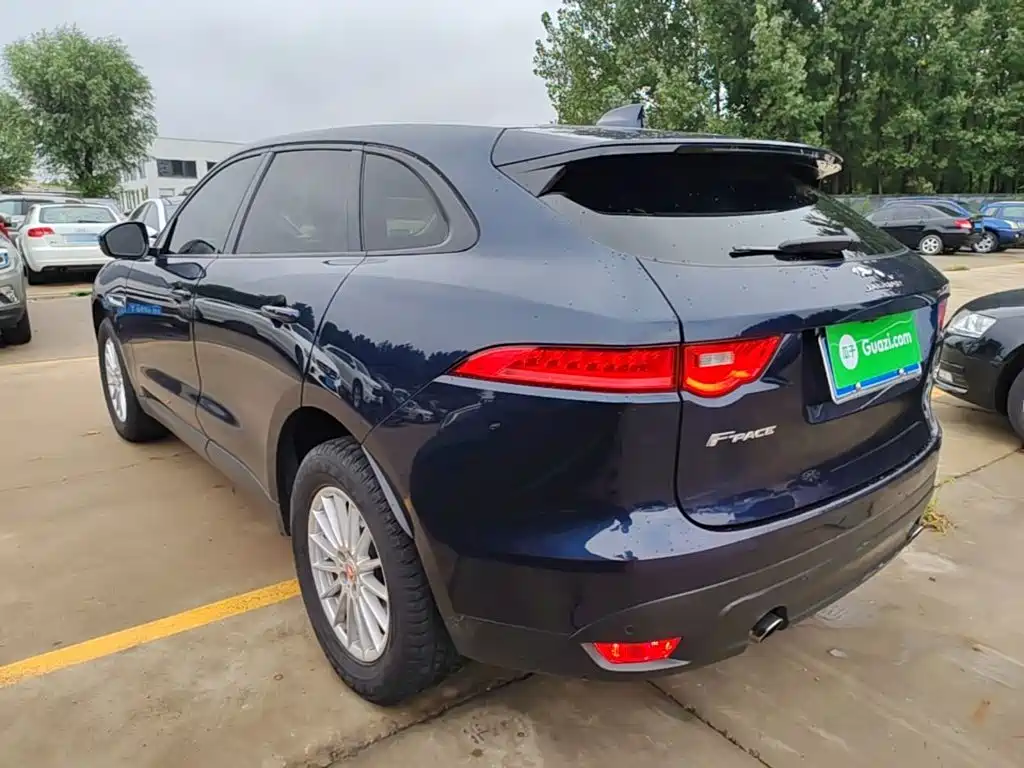 Jaguar F-PACE — миниатюра 5