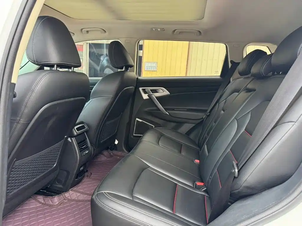 Geely Boyue — миниатюра 8