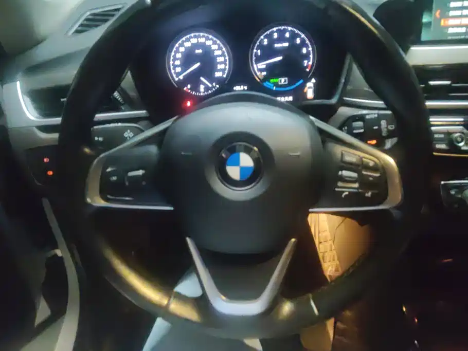 BMW X1 New Energy — миниатюра 15