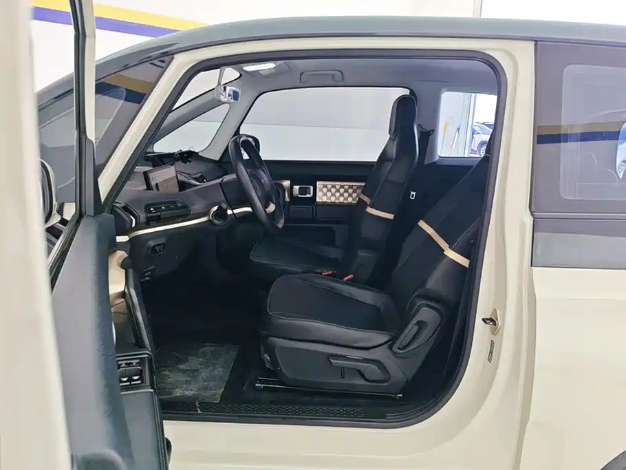 Baojun KiWi EV — миниатюра 9
