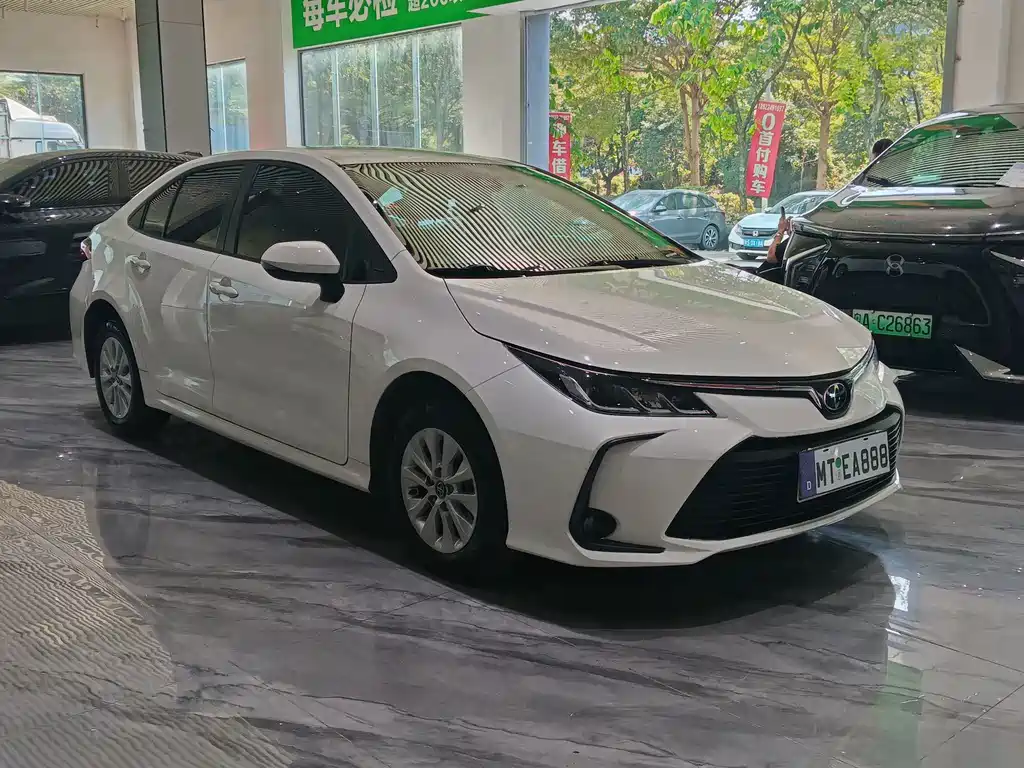 Toyota Corolla — миниатюра 3