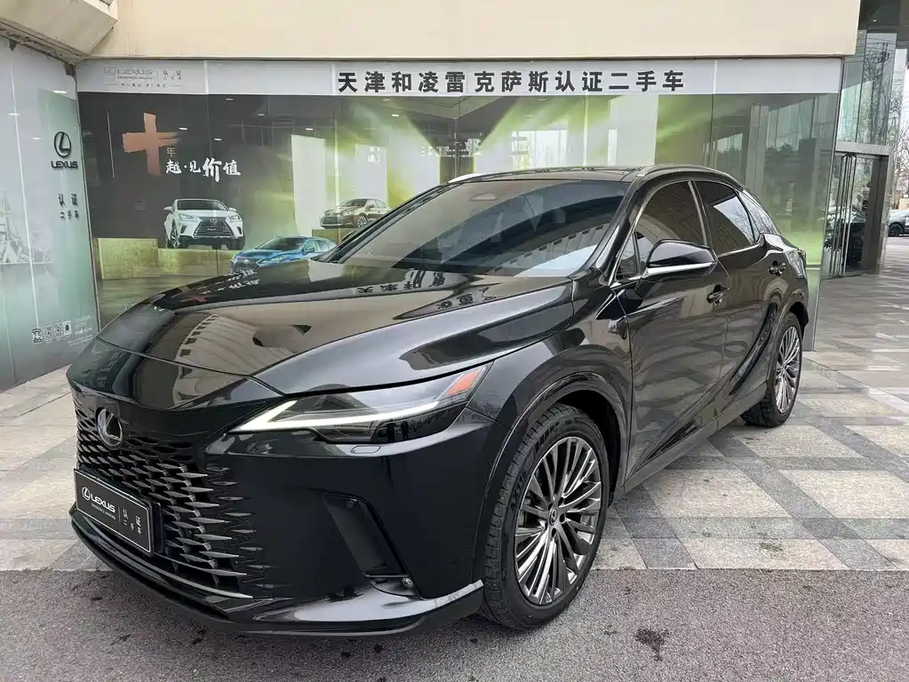 Lexus RX 2024