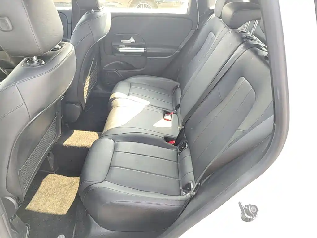 Mercedes-Benz B-Class — миниатюра 22