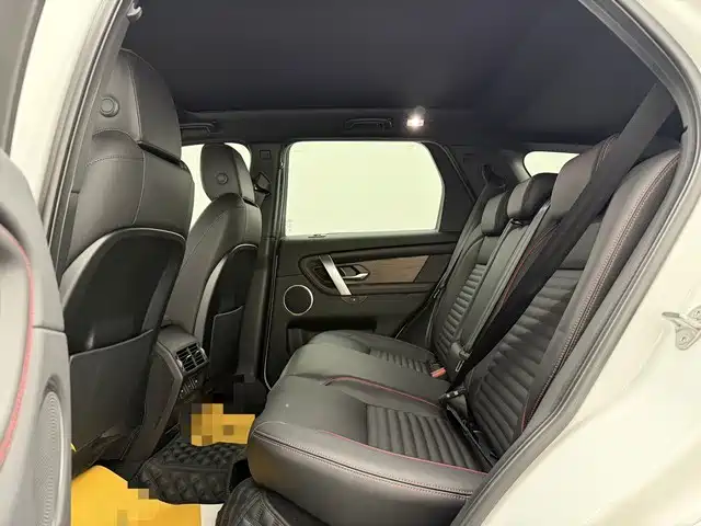 LAND ROVER DISCOVER SPORTS