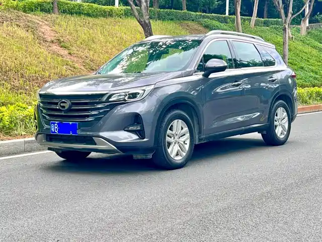 GAC TRUMPCHI GS5 2020