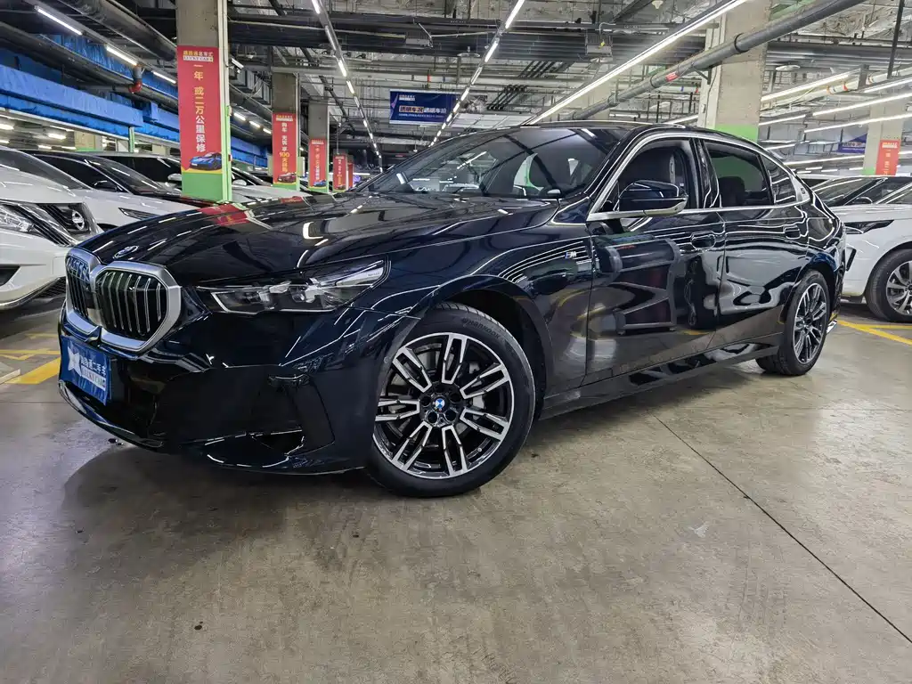 BMW 5 Series 2025