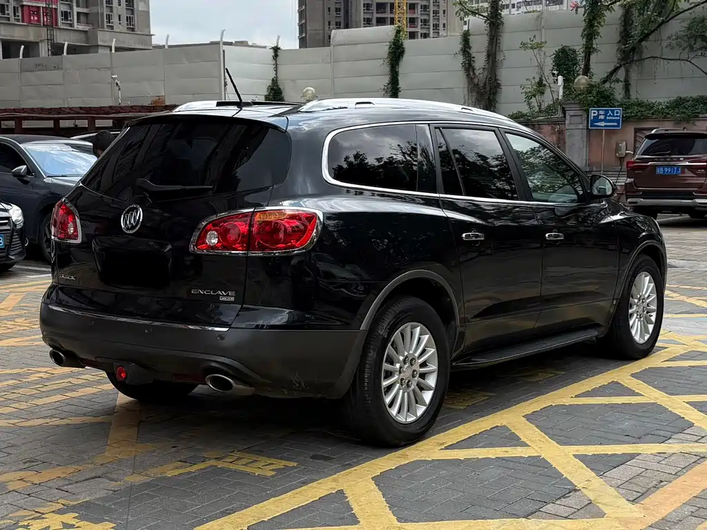 Buick Enclave 3.6L Elite Edition, фото 11
