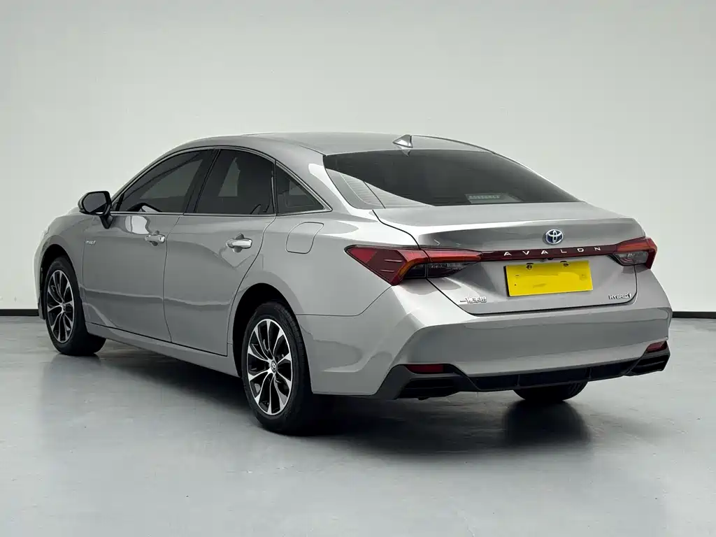 Toyota Avalon — миниатюра 17