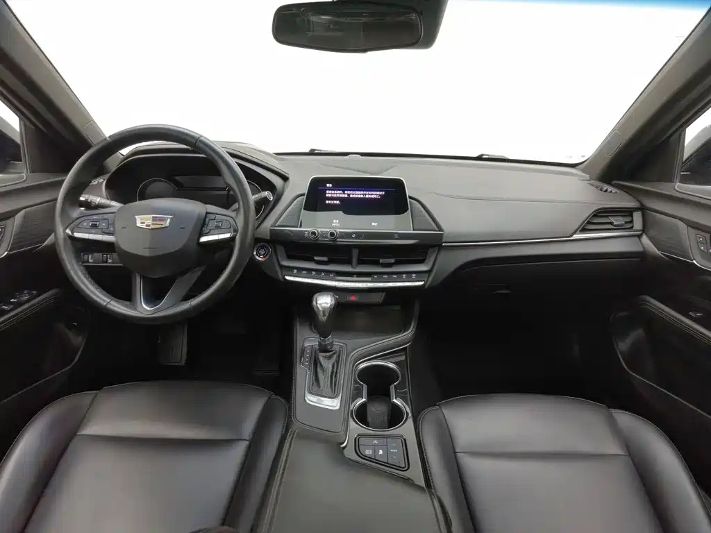 Cadillac CT4 — миниатюра 5